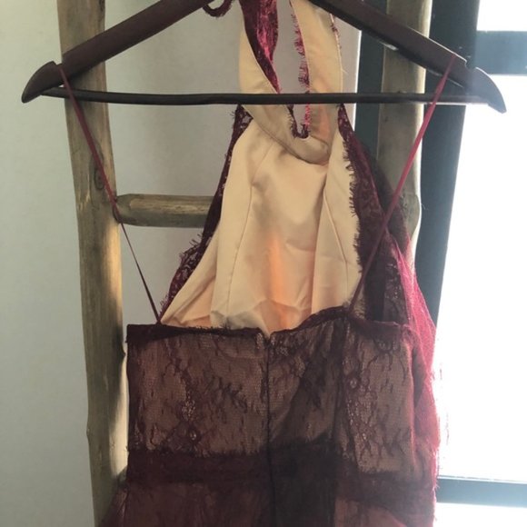 Luxxel/Vici Ducle Tiered Lace Wine Dress - Picture 6 of 8